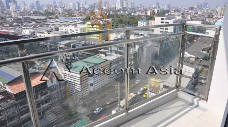 unit 3 Bedrooms  Condominium For Rent in Sukhumvit, Bangkok  near BTS Phra khanong (13000398)