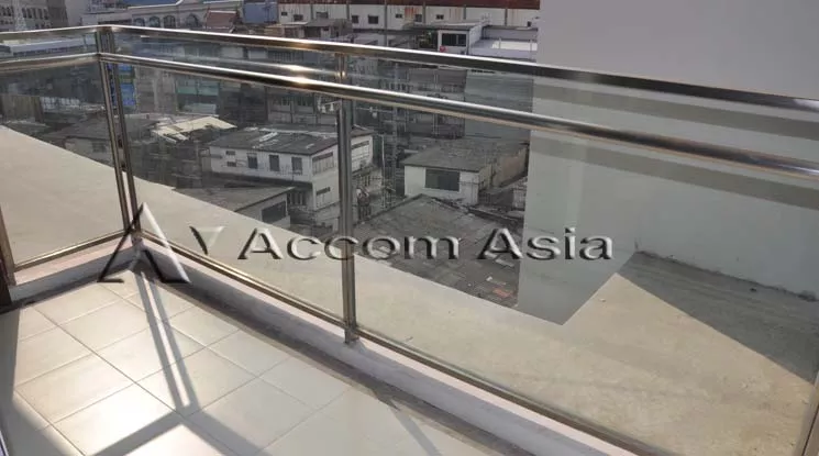 unit 3 Bedrooms  Condominium For Rent in Sukhumvit, Bangkok  near BTS Phra khanong (13000399)