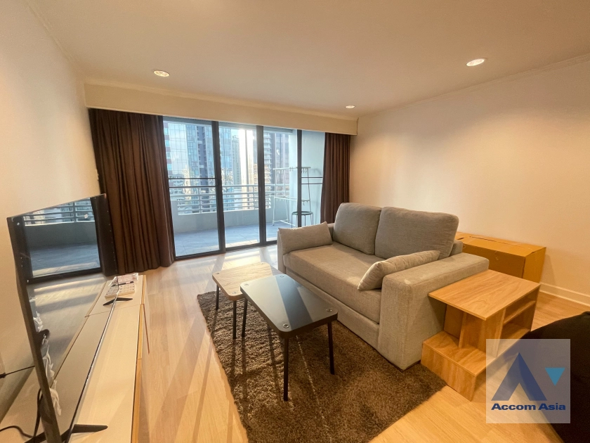  Acadamia Grand Tower Condominium  2 Bedroom for Rent BTS Phrom Phong in Sukhumvit Bangkok
