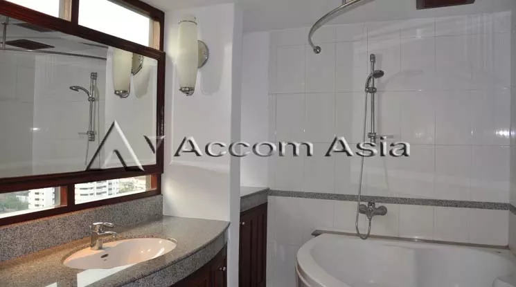 10  1 br Condominium For Rent in Sukhumvit ,Bangkok BTS Phrom Phong at Acadamia Grand Tower 13000424