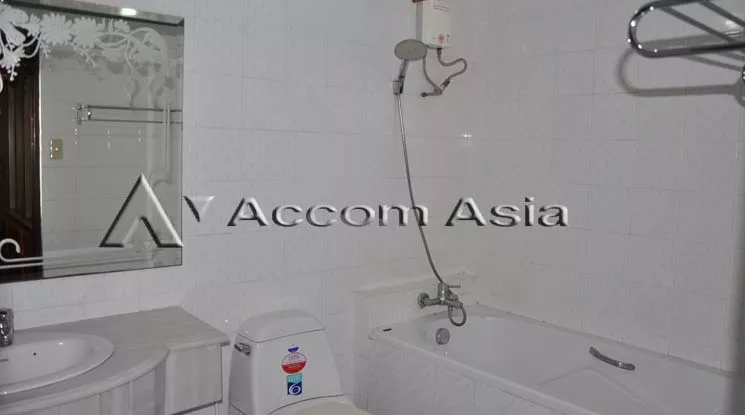 9  2 br Condominium For Rent in Sukhumvit ,Bangkok BTS Phrom Phong at Acadamia Grand Tower 13000427