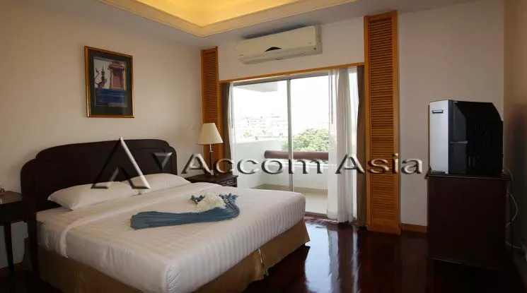 6  3 br Apartment For Rent in Sathorn ,Bangkok MRT Lumphini at Living with natural 13000430