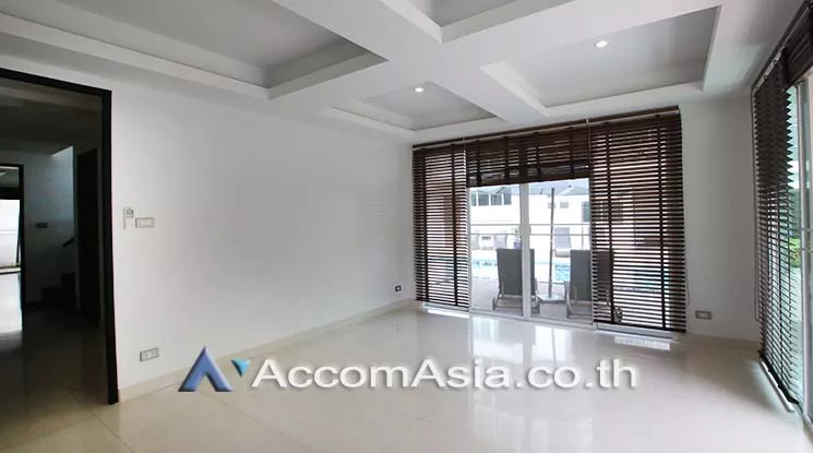 Private Swimming Pool, Pet friendly |  4 Bedrooms  House For Rent in Sukhumvit, Bangkok  near BTS Phrom Phong (13000485)