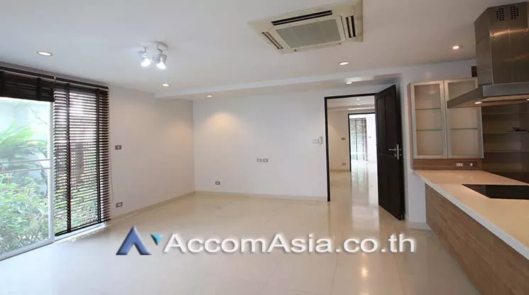 5  4 br House For Rent in sukhumvit ,Bangkok BTS Phrom Phong 13000485