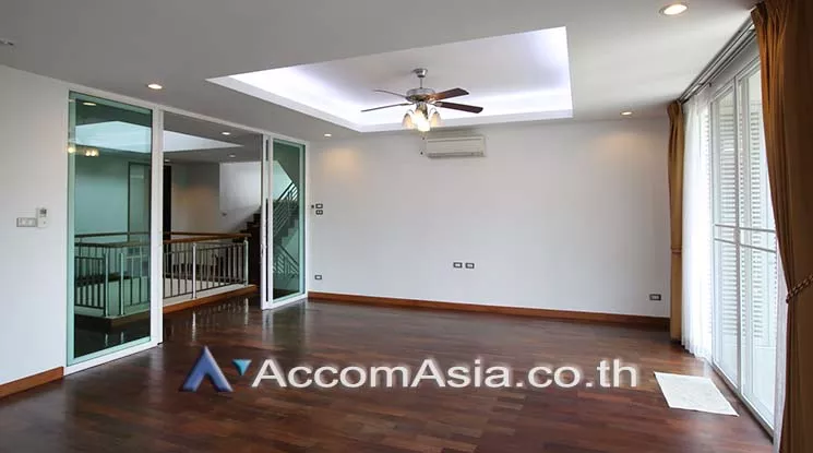 9  4 br House For Rent in Sukhumvit ,Bangkok BTS Phrom Phong 13000485