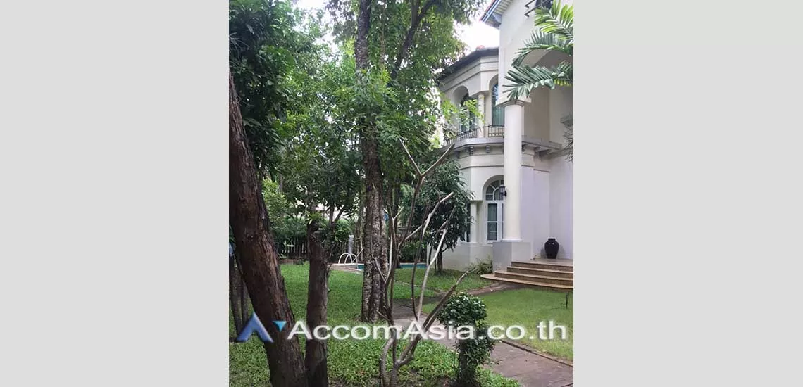 13  5 br House For Sale in Bangna ,Bangkok BTS Bearing at House in compound 13000494