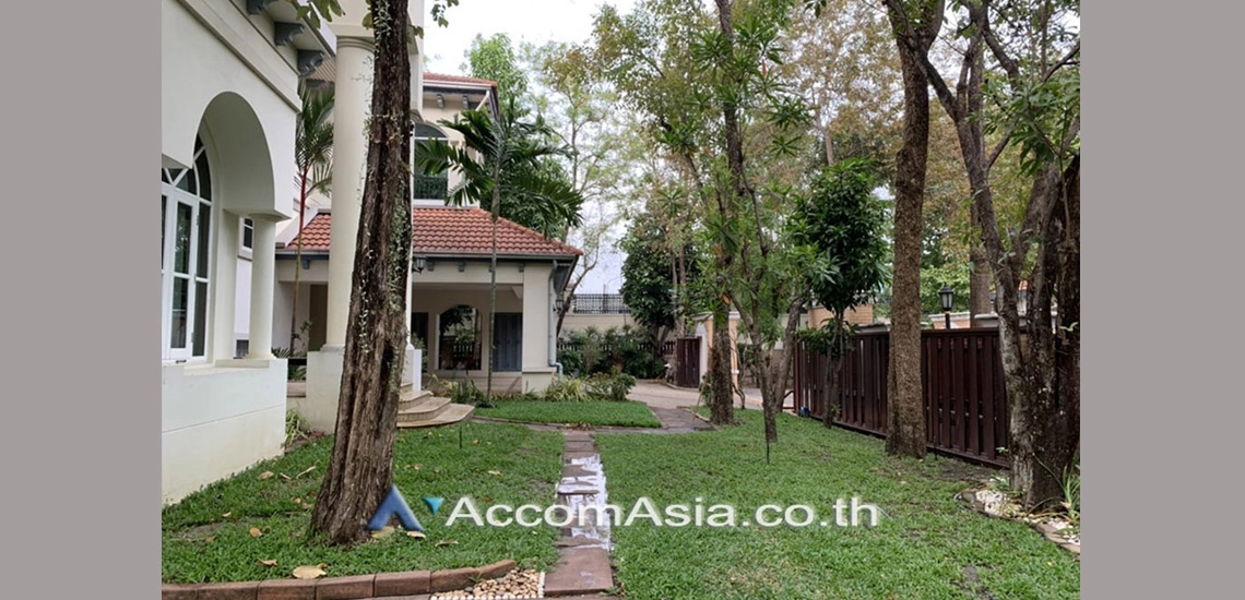 16  5 br House for rent and sale in Bang Na ,Bangkok BTS Bearing at House in compound 13000494