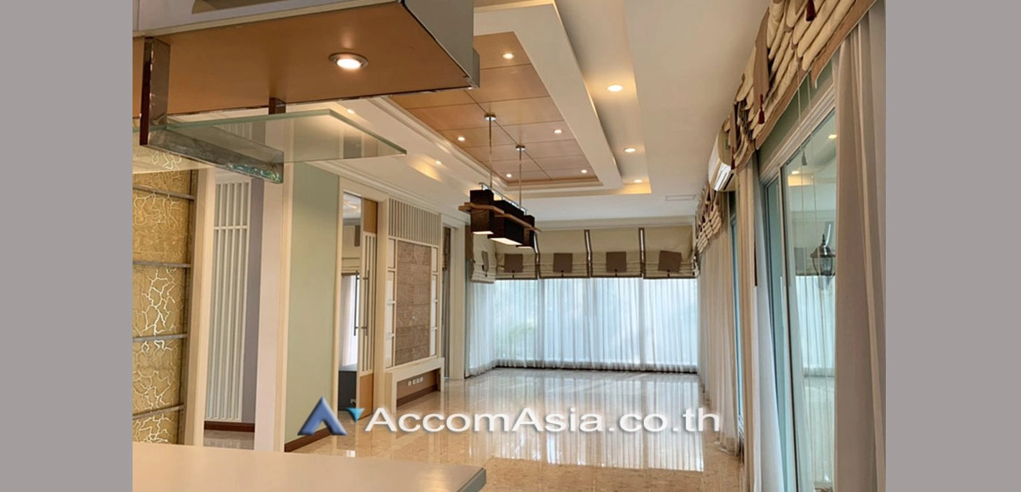 4  5 br House for rent and sale in Bang Na ,Bangkok BTS Bearing at House in compound 13000494