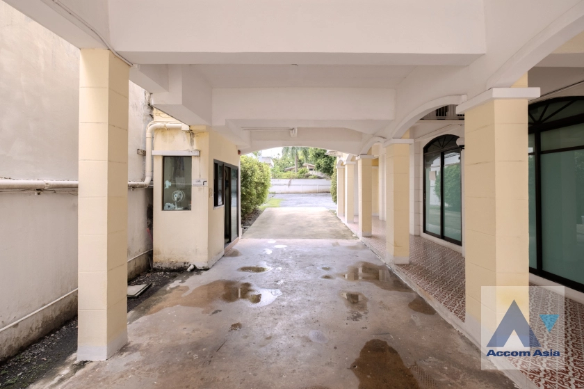 7  House For Rent in Phaholyothin ,Bangkok  13000541