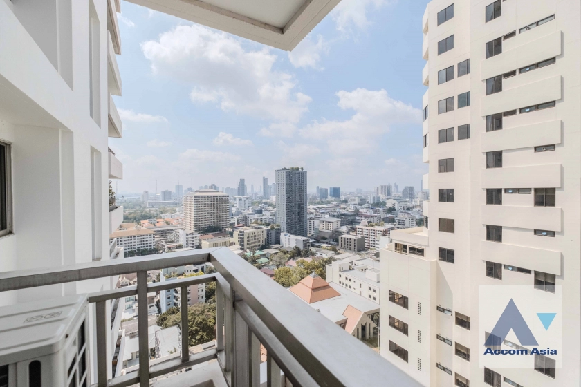 11  3 br Condominium For Rent in Sathorn ,Bangkok BTS Sala Daeng - MRT Lumphini at Sathorn Park Place 13000553