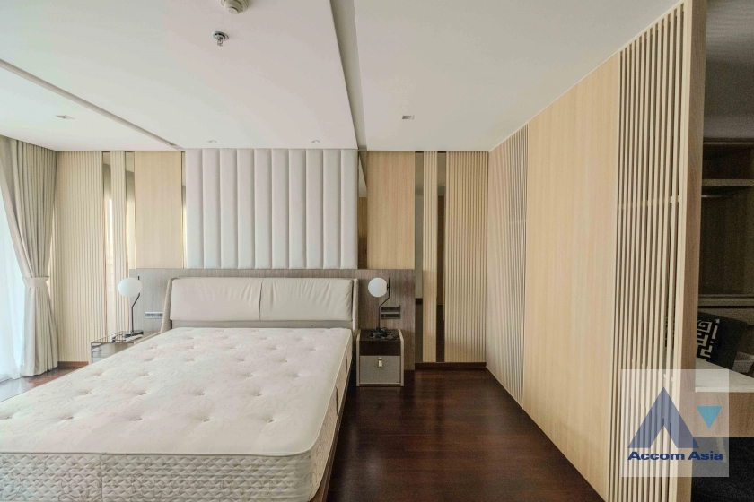12  3 br Condominium For Rent in Sathorn ,Bangkok BTS Sala Daeng - MRT Lumphini at Sathorn Park Place 13000553