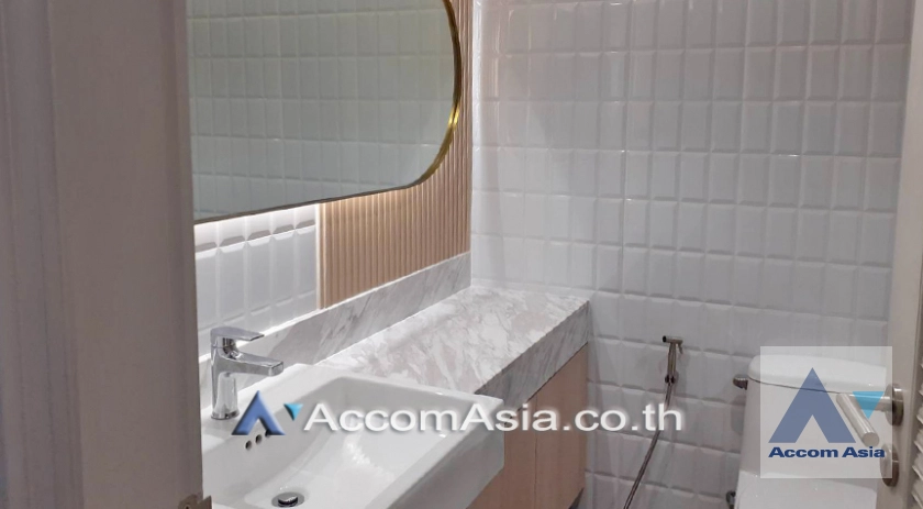 20  3 br Condominium For Rent in Sathorn ,Bangkok BTS Sala Daeng - MRT Lumphini at Sathorn Park Place 13000553
