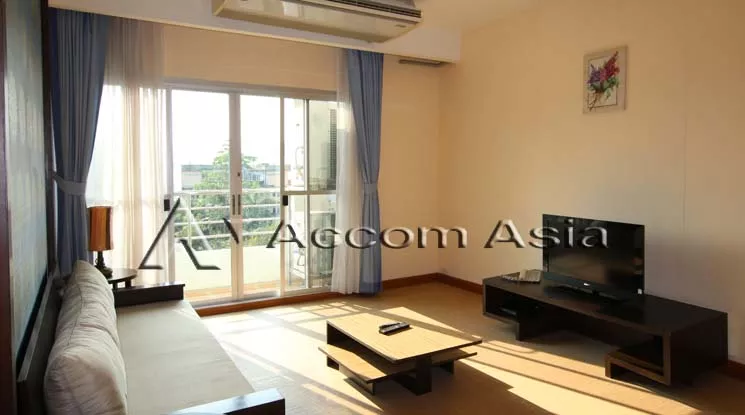unit 3 Bedrooms  Apartment For Rent in Sukhumvit, Bangkok  near BTS Phra khanong (13000561)