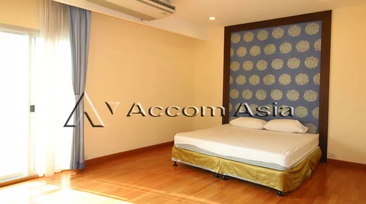 5  3 br Apartment For Rent in Sukhumvit ,Bangkok BTS Phra khanong at Modern Thai Decorated Style 13000561