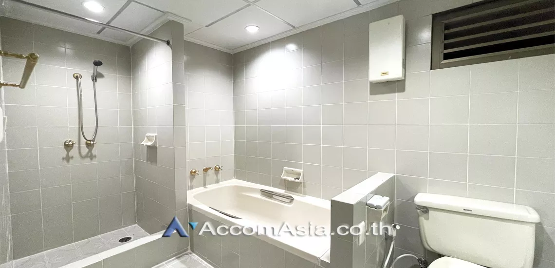 9  3 br Apartment For Rent in Sukhumvit ,Bangkok BTS Phrom Phong at Greenery garden and privacy 13000581