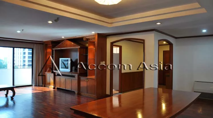 unit 2 Bedrooms  Apartment For Rent in Sukhumvit, Bangkok  near BTS Nana - MRT Sukhumvit (13000582)