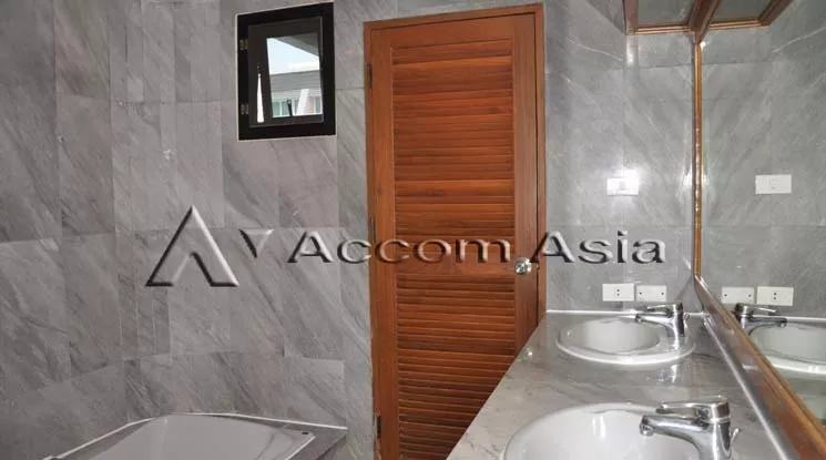 7  2 br Apartment For Rent in Sukhumvit ,Bangkok BTS Nana - MRT Sukhumvit at Private Environment Space 13000583
