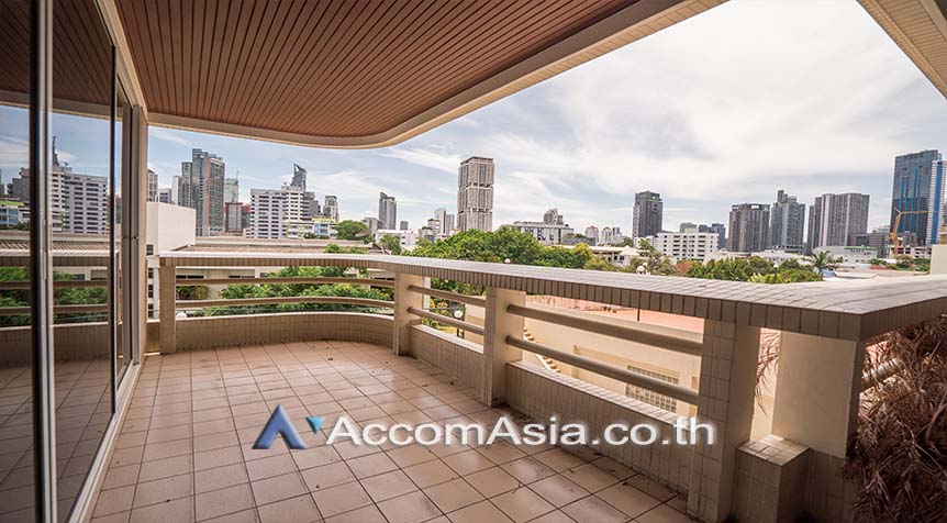 Pet friendly condominium for rent in Sukhumvit, Bangkok Code 13000584