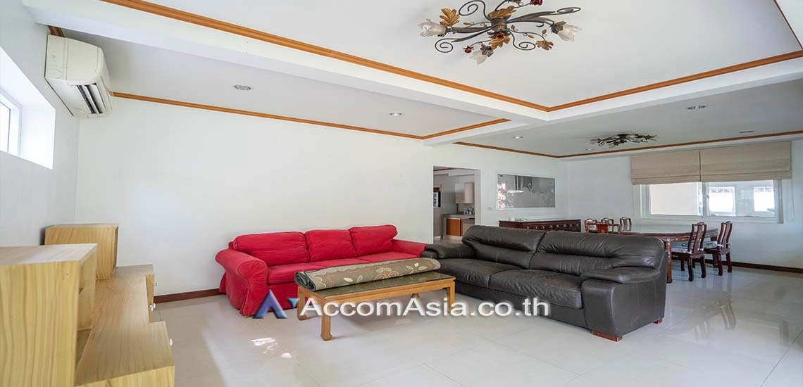 unitHome Office, Pet friendly |  3 Bedrooms  House For Rent & Sale in Sukhumvit, Bangkok  near BTS Phra khanong (13000588)