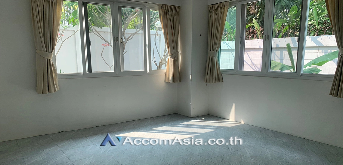 16  3 br House for rent and sale in Sukhumvit ,Bangkok BTS Phra khanong 13000588
