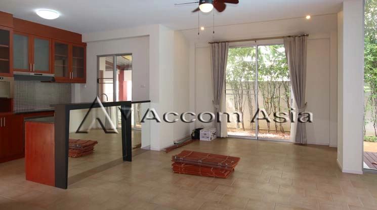 unitPrivate Swimming Pool, Pet friendly |  4 Bedrooms  House For Rent in New Phetchaburi, Bangkok  near MRT Phetchaburi (13000596)