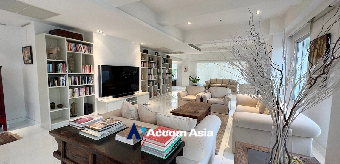 5  3 br Condominium For Sale in Sathorn ,Bangkok BTS Chong Nonsi - BRT Sathorn at Narathorn Place 13000612