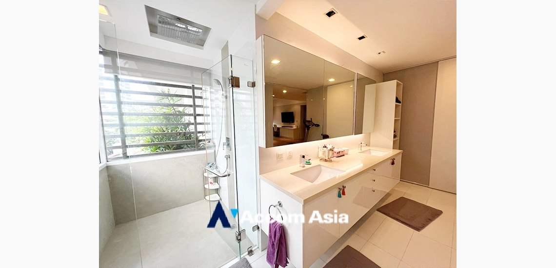 30  3 br Condominium For Sale in Sathorn ,Bangkok BTS Chong Nonsi - BRT Sathorn at Narathorn Place 13000612