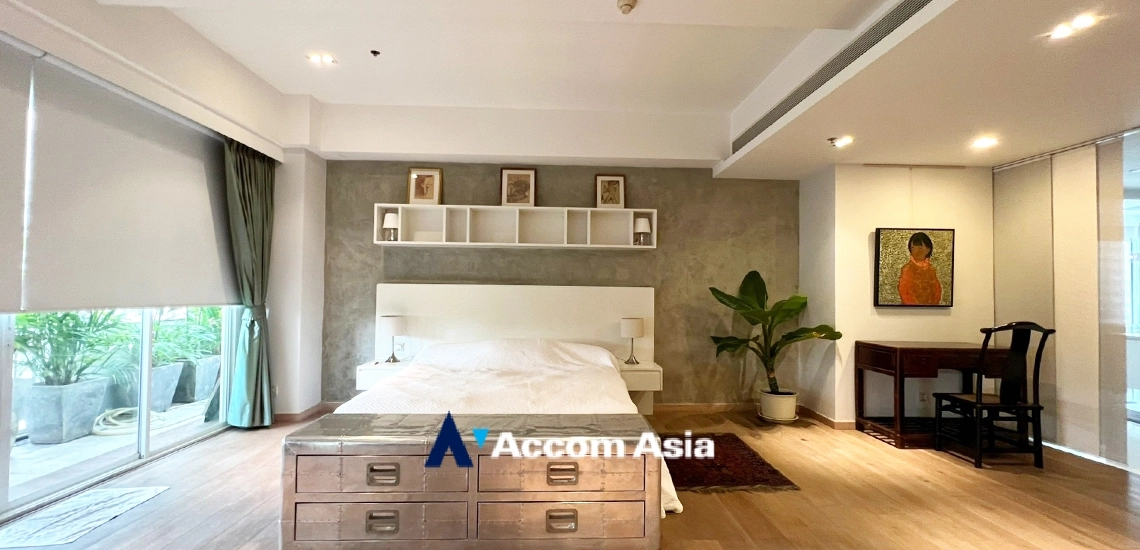 17  3 br Condominium For Sale in Sathorn ,Bangkok BTS Chong Nonsi - BRT Sathorn at Narathorn Place 13000612