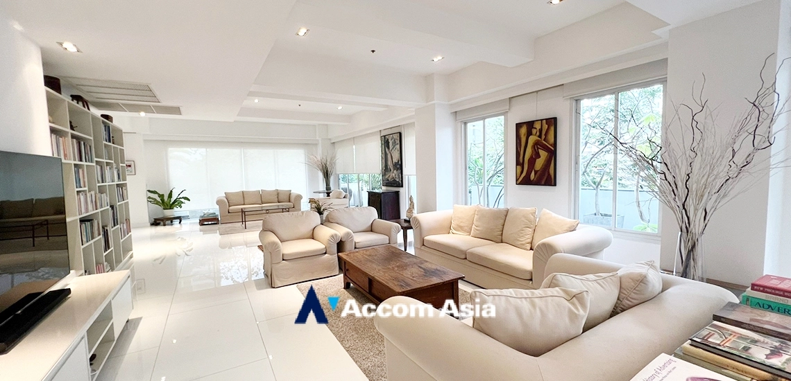 Penthouse | Narathorn Place Condominium  3 Bedroom for Sale BRT Sathorn in Sathorn Bangkok
