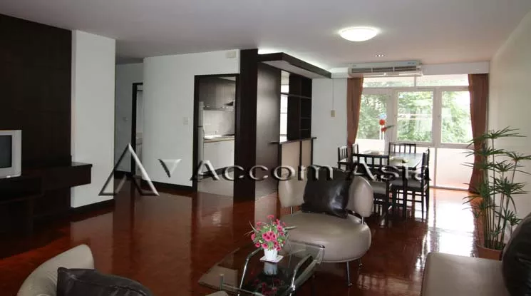 unit 2 Bedrooms  Apartment For Rent in Sukhumvit, Bangkok  near BTS Ekkamai (13000618)