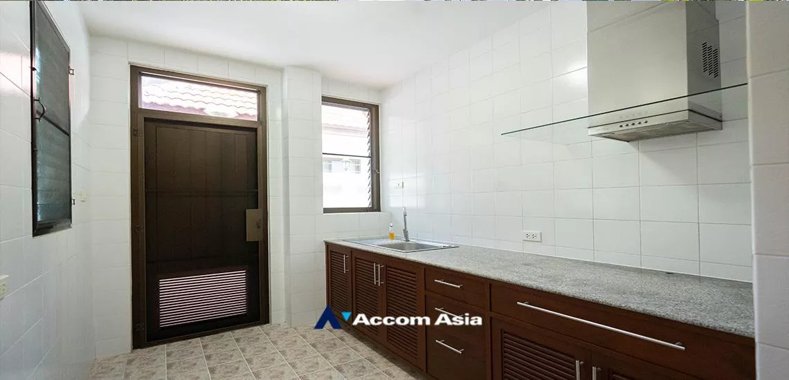 14  4 br House For Rent in New Phetchaburi ,Bangkok MRT Phetchaburi 13000626