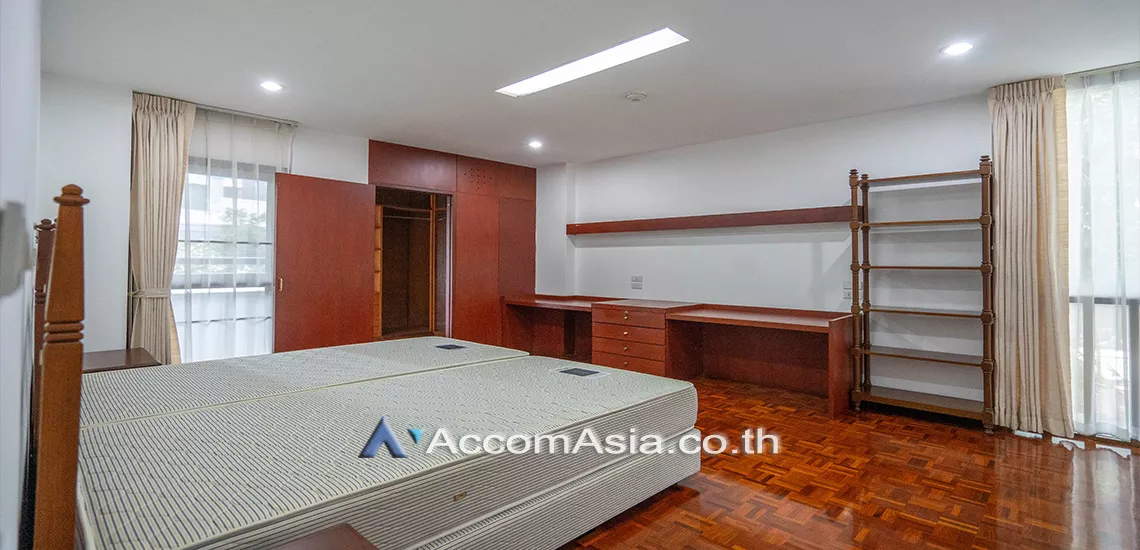 7  3 br Apartment For Rent in Sukhumvit ,Bangkok BTS Phrom Phong at Suite For Family 13000631