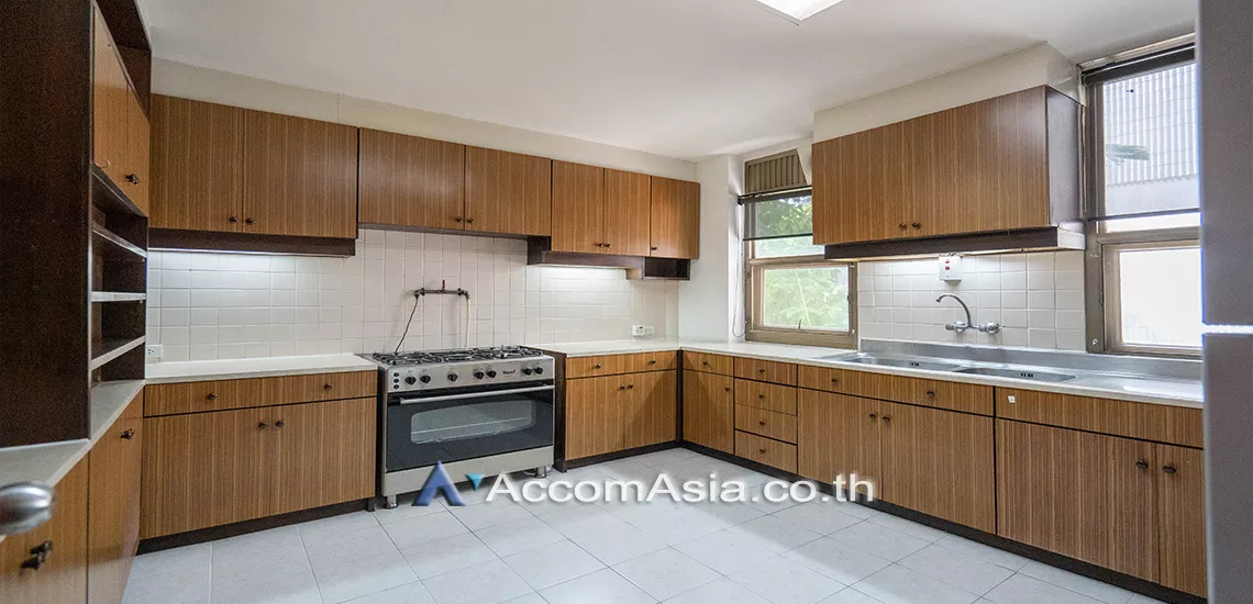 4  3 br Apartment For Rent in Sukhumvit ,Bangkok BTS Phrom Phong at Suite For Family 13000654