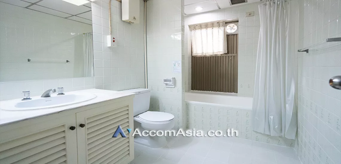 9  3 br Apartment For Rent in Sukhumvit ,Bangkok BTS Phrom Phong at Suite For Family 13000654