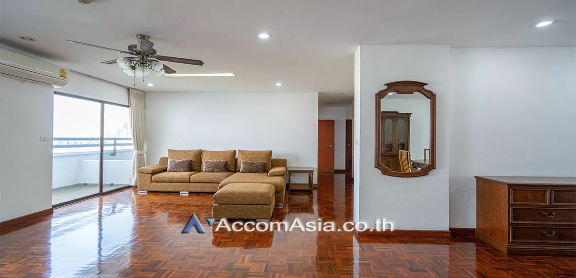 Pet friendly |  Suite For Family Apartment  3 Bedroom for Sale & Rent BTS Phrom Phong in Sukhumvit Bangkok