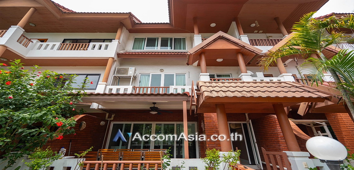  1  3 br Townhouse for rent and sale in Sukhumvit ,Bangkok BTS Phrom Phong at Villa 49 13000657