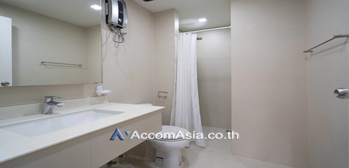 17  3 br Townhouse for rent and sale in Sukhumvit ,Bangkok BTS Phrom Phong at Villa 49 13000657