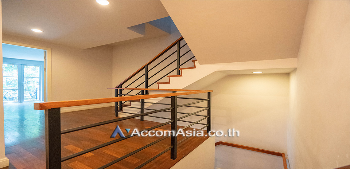 Home Office, Pet friendly |  3 Bedrooms  Townhouse For Rent in Sukhumvit, Bangkok  near BTS Asok - MRT Queen Sirikit National Convention Center (13000707)