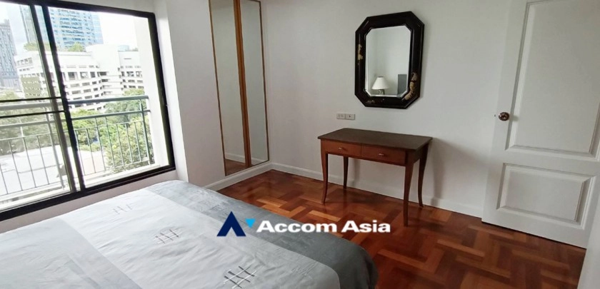 unit 2 Bedrooms  Condominium For Rent in Sukhumvit, Bangkok  near BTS Nana (13000714)