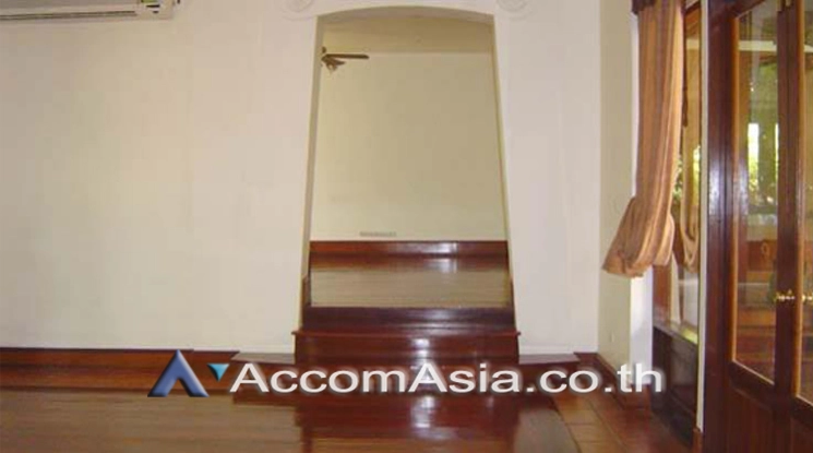 unitPrivate Swimming Pool |  4 Bedrooms  House For Rent & Sale in Sukhumvit, Bangkok  near BTS Thong Lo (10001101)