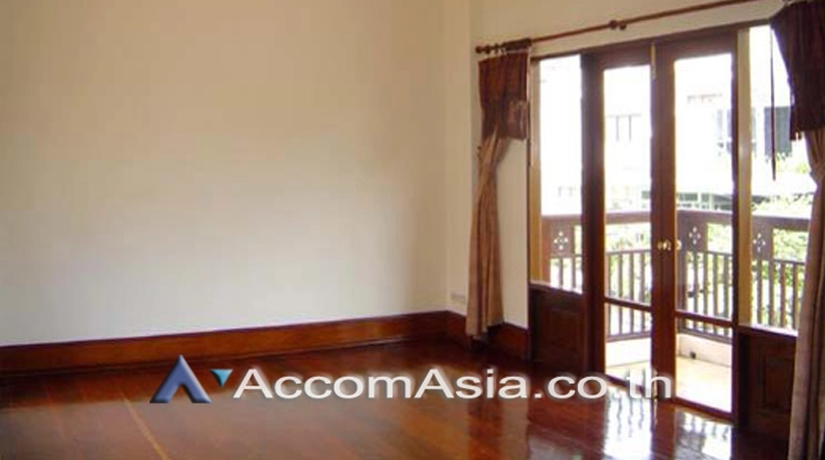 8  4 br House For Rent in sukhumvit ,Bangkok BTS Thong Lo 10001101