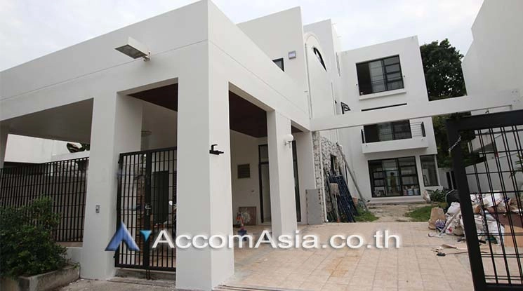  The Noble Ekkamai 22  House  4 Bedroom for Sale & Rent BTS Ekkamai in Sukhumvit Bangkok
