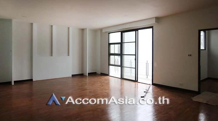 8  4 br House for rent and sale in Sukhumvit ,Bangkok BTS Ekkamai at The Noble Ekkamai 22  50133