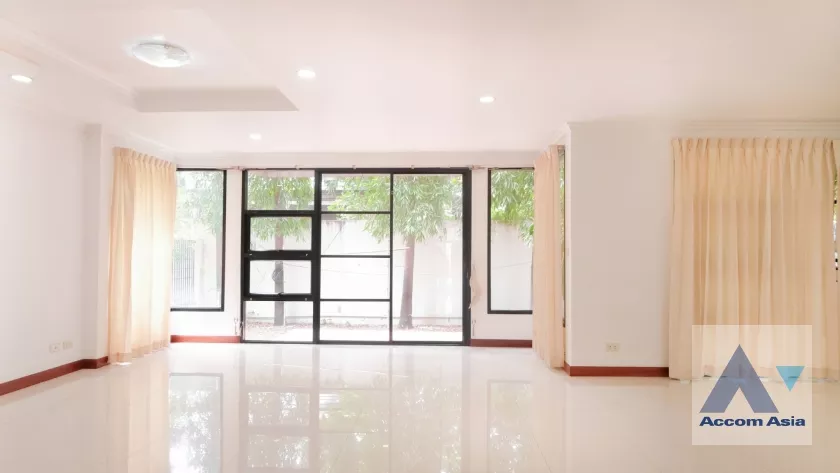 1  4 br House For Rent in Sukhumvit ,Bangkok BTS Ekkamai at The Noble Ekkamai 22  50134