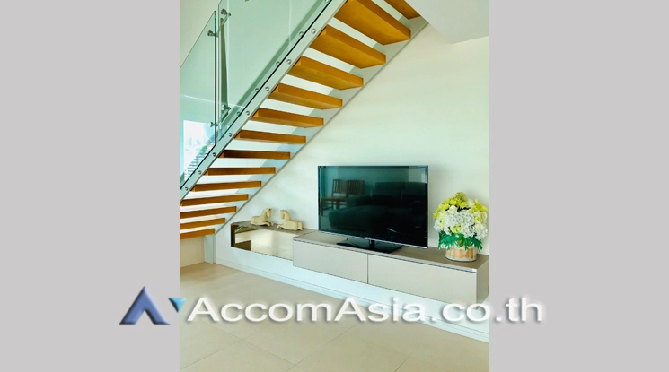  1  3 br Condominium For Rent in Charoen Nakhon ,Bangkok BTS Krung Thon Buri at The River Condominium 13000747