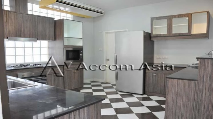 4  4 br House For Rent in Sukhumvit ,Bangkok BTS Ekkamai 90352