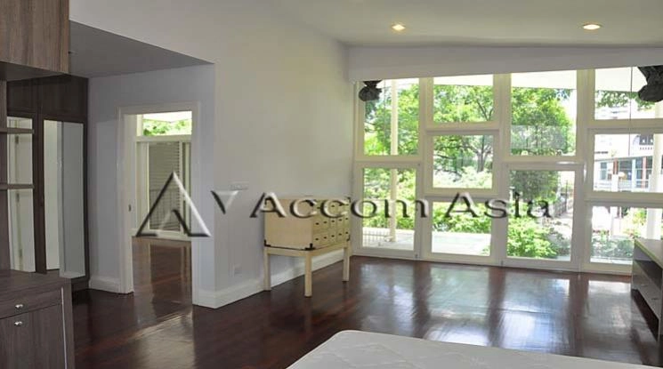 8  4 br House For Rent in Sukhumvit ,Bangkok BTS Ekkamai 90352