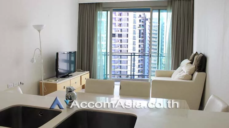  2 Bedrooms  Condominium For Rent & Sale in Ploenchit, Bangkok  near BTS Chitlom (13000780)