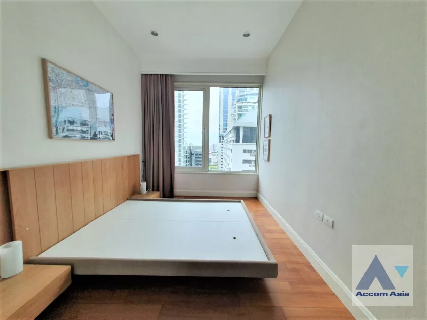 12  2 br Condominium for rent and sale in Ploenchit ,Bangkok BTS Chitlom at Q Langsuan  13000782