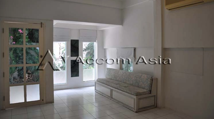 5  5 br Townhouse For Rent in Sukhumvit ,Bangkok BTS Ekkamai 13000795